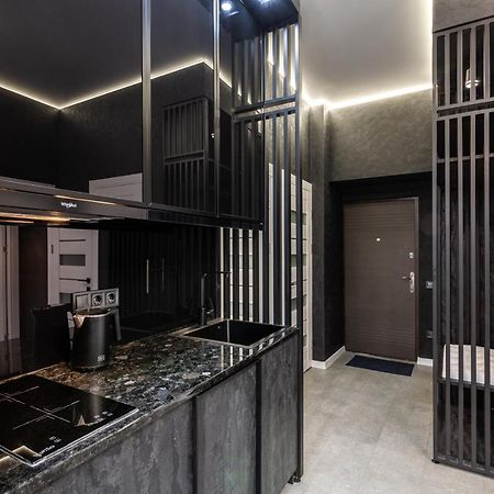 Two Bedrooms 13 Shpytalna Street リヴィウ エクステリア 写真