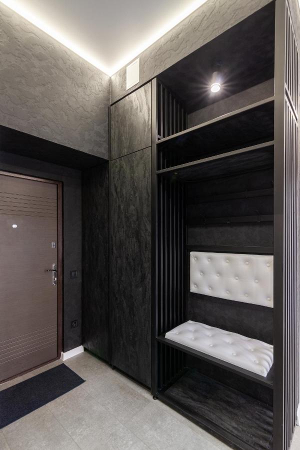 Two Bedrooms 13 Shpytalna Street リヴィウ エクステリア 写真